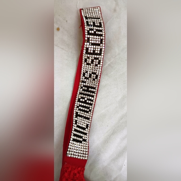 2 36DDD Victoria secret underwire lace bras - Picture 3 of 6